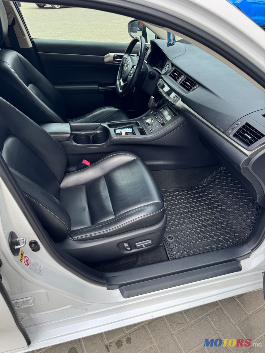 2014' Lexus Ct Series photo #6