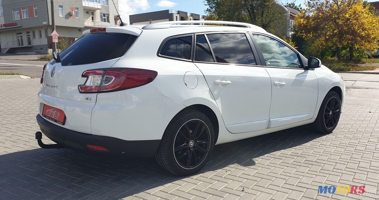 2014' Renault Megane photo #4