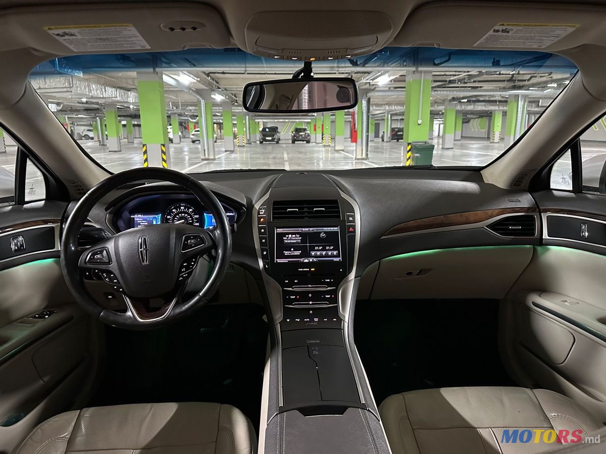 2015' Lincoln MKZ photo #6