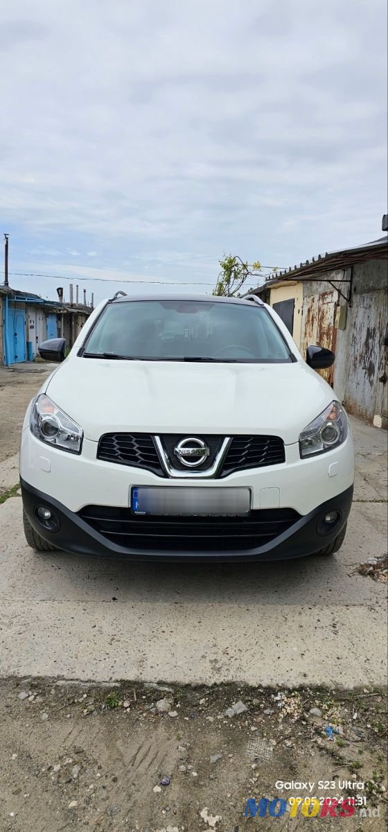 2011' Nissan Qashqai photo #1
