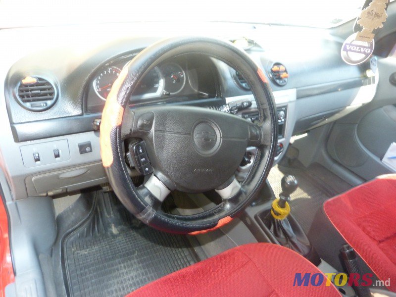 2008' Chevrolet Lacetti photo #3