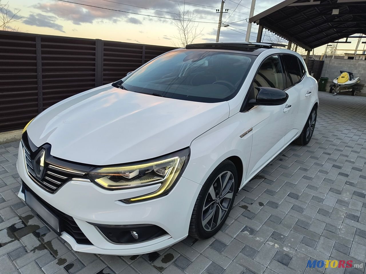 2017' Renault Megane photo #1