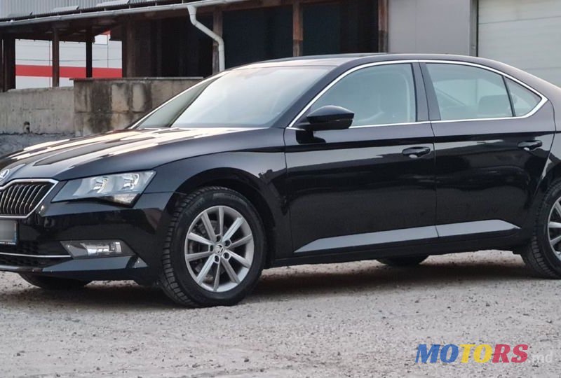 2018' Skoda Superb photo #2