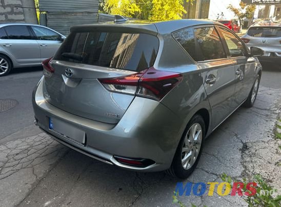2019' Toyota Auris photo #2