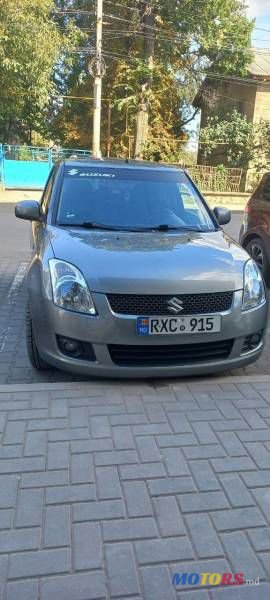 2010' Suzuki Swift photo #3