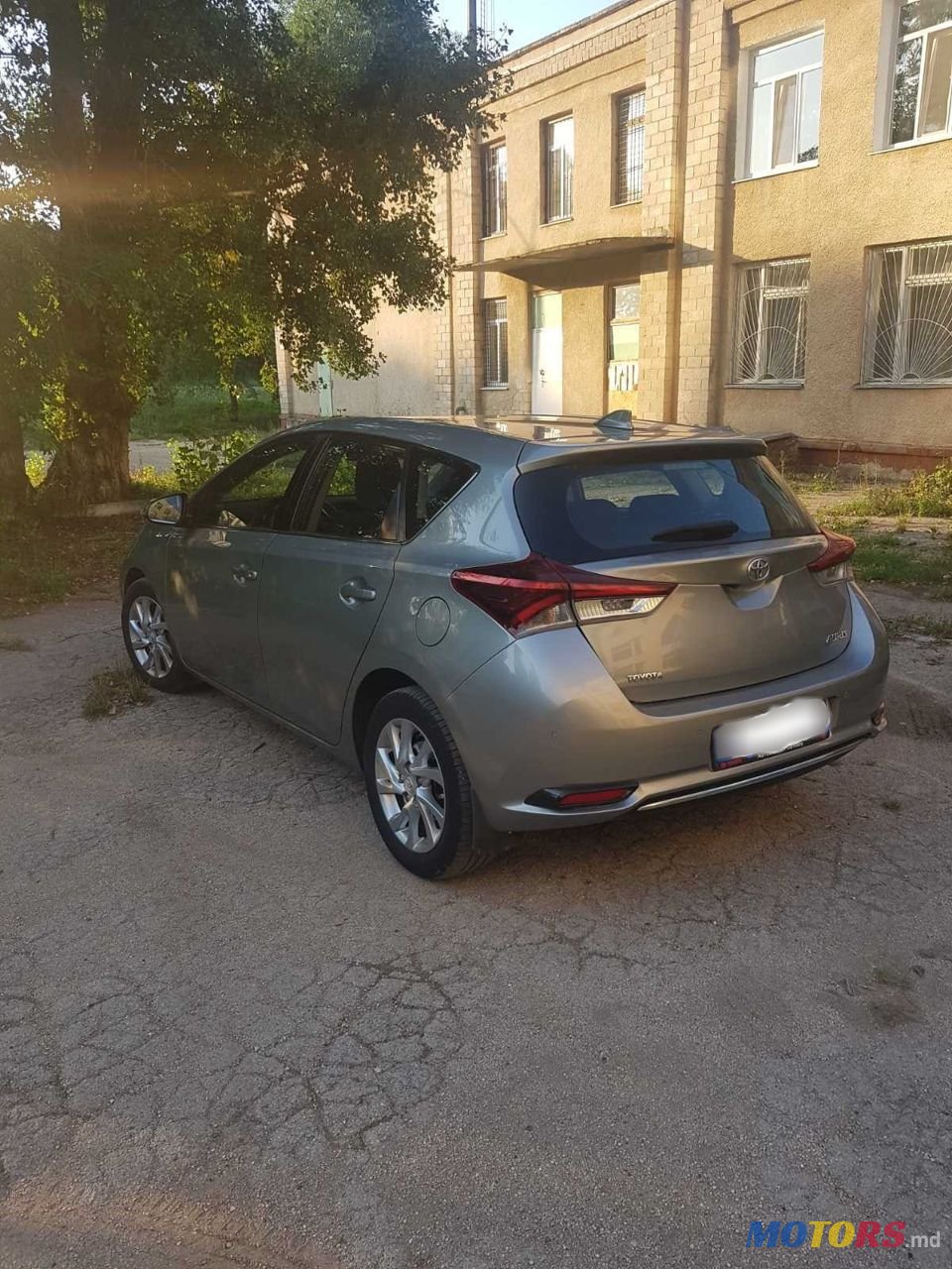 2015' Toyota Auris photo #5