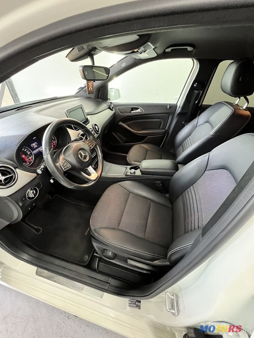 2015' Mercedes-Benz B Класс photo #4