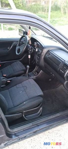 1994' Volkswagen Vento photo #2