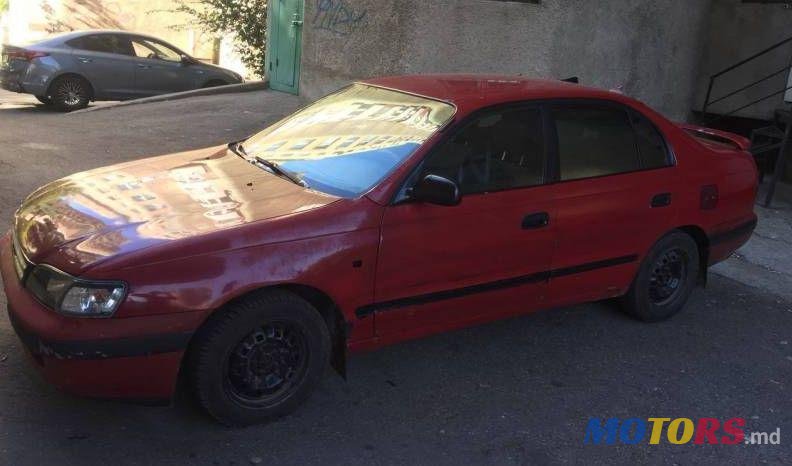 1992' Toyota Carina photo #1