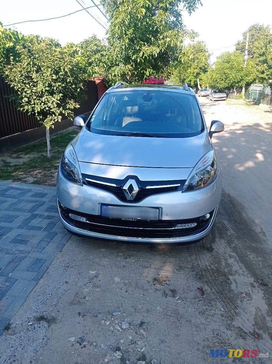 2013' Renault Grand Scenic photo #1