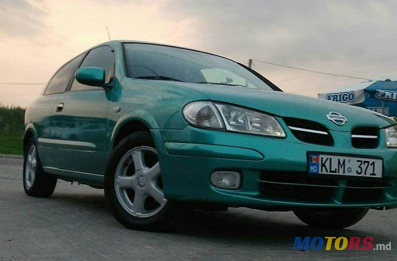 2000' Nissan Almera photo #2