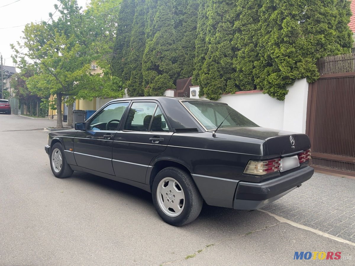 1990' Mercedes-Benz 190 photo #2