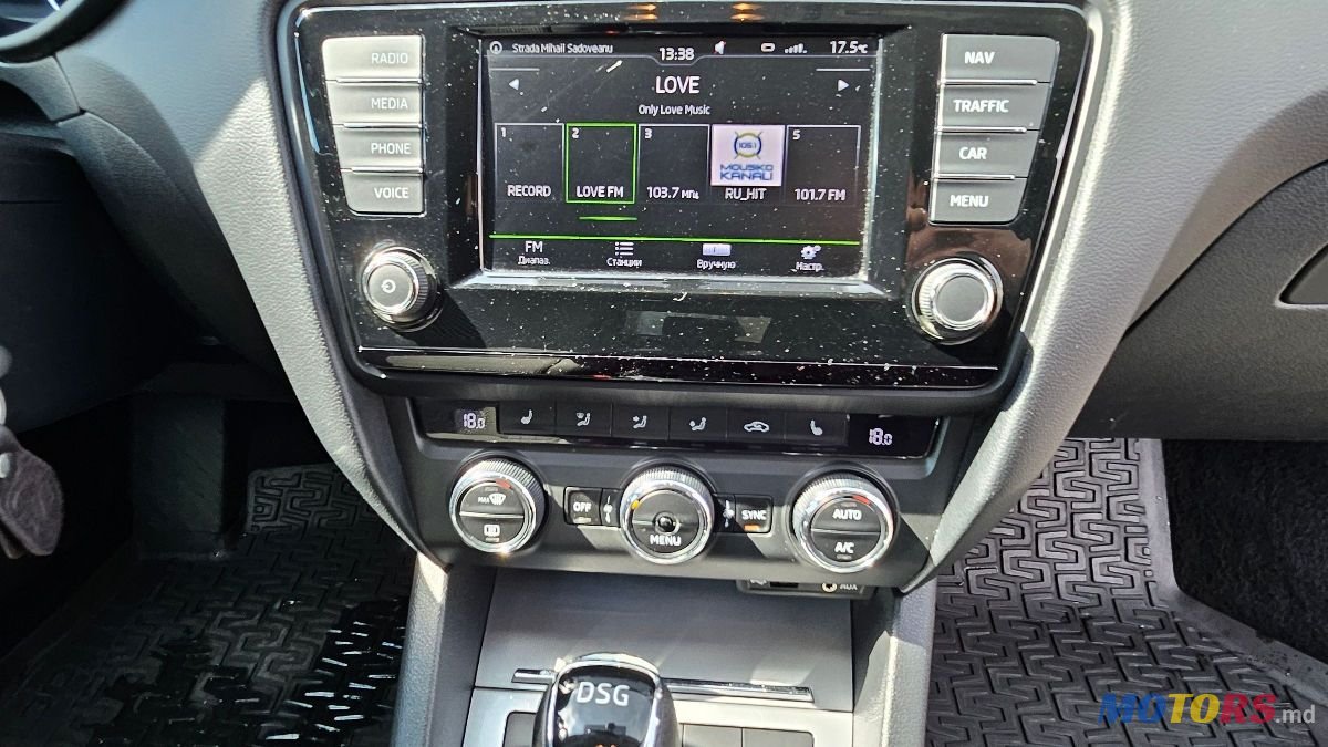 2016' Skoda Octavia photo #3