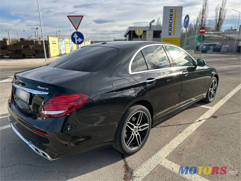 2018' Mercedes-Benz E-Class photo #6