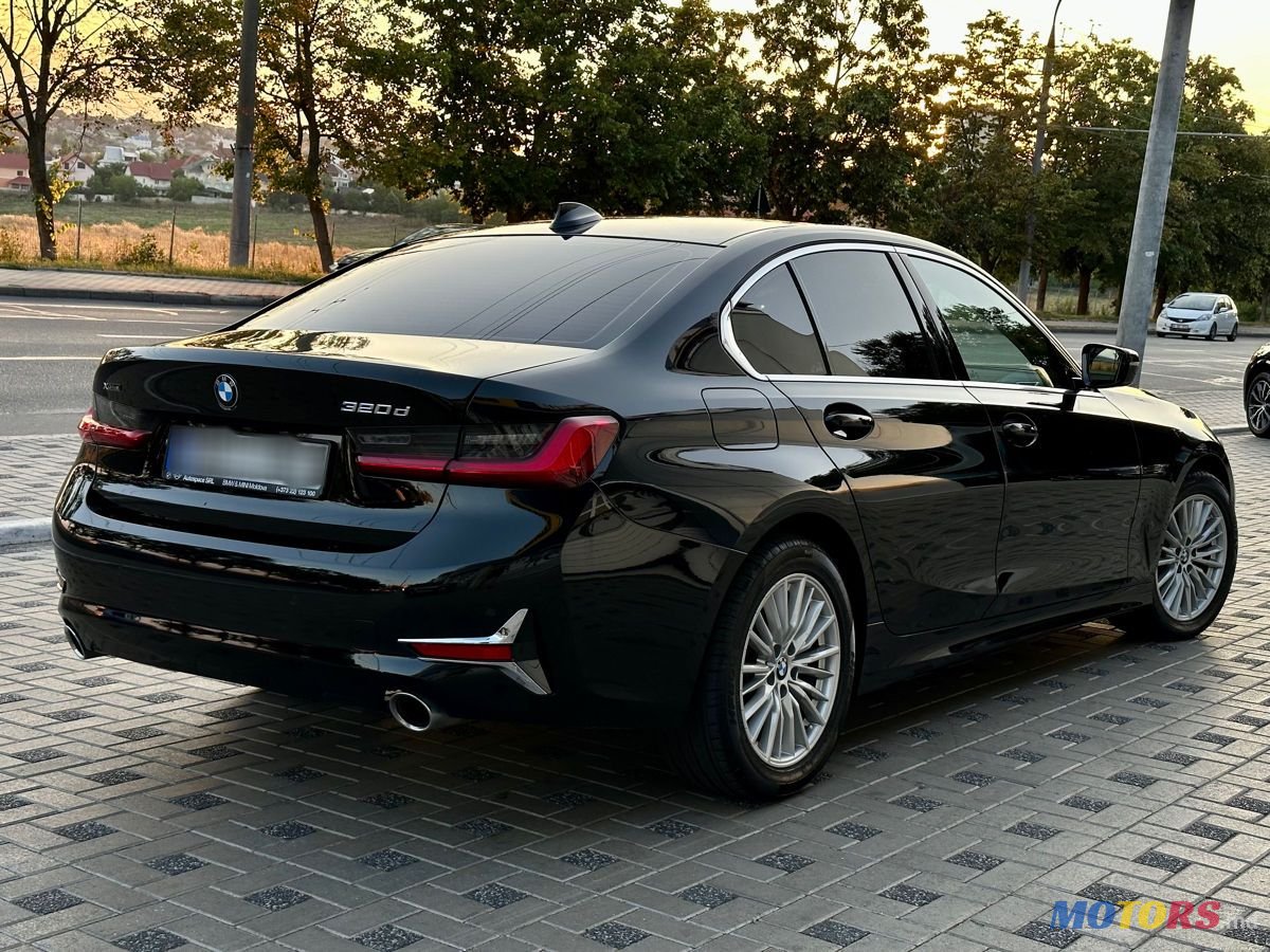 2019' BMW 3 Series photo #4