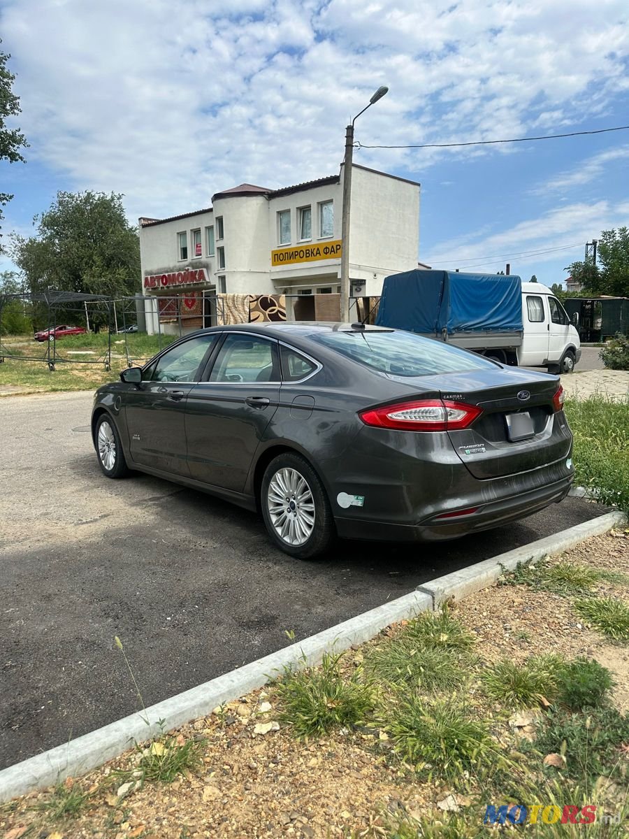 2014' Ford Fusion photo #3