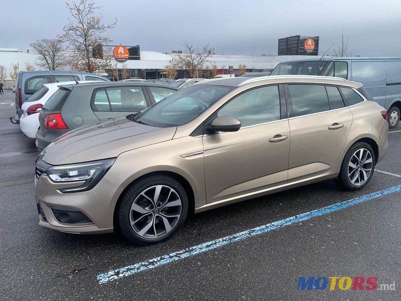 2016' Renault Megane photo #1