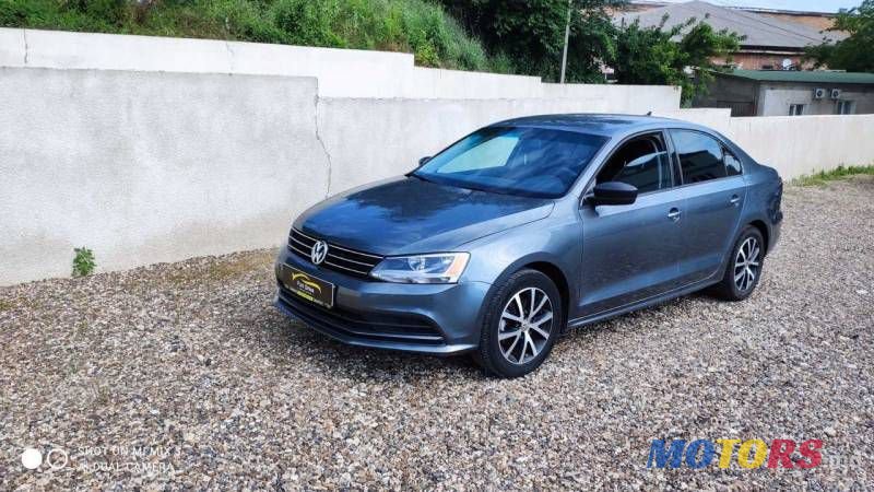 2015' Volkswagen Jetta photo #2