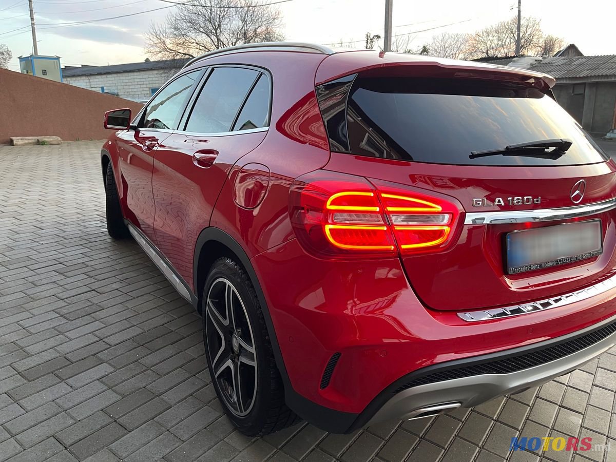 2016' Mercedes-Benz GLA photo #4