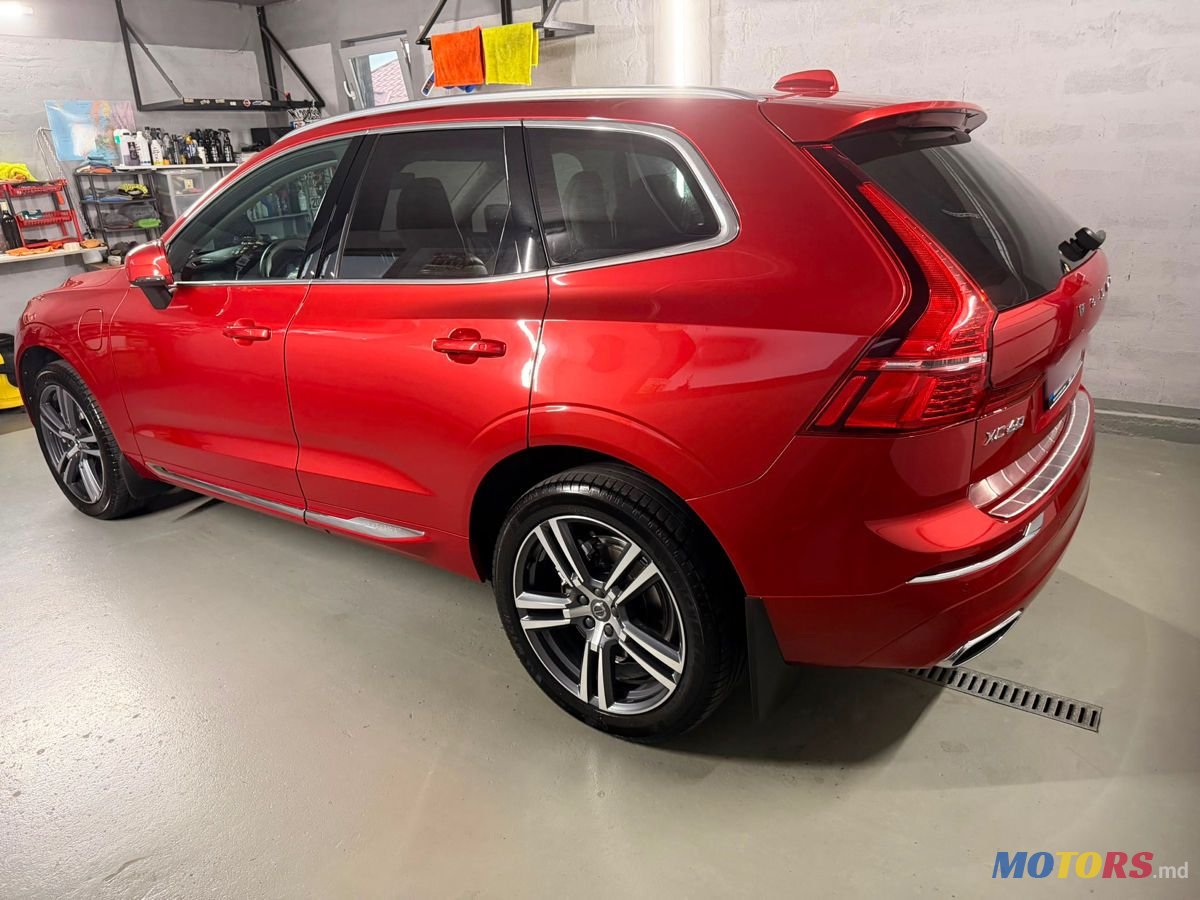 2020' Volvo XC60 photo #4