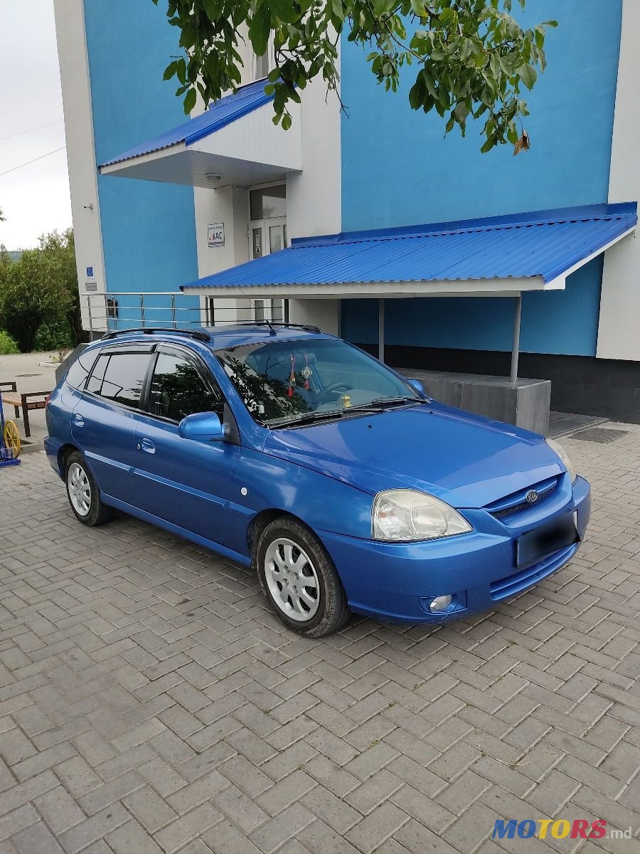 2004' Kia Rio photo #1