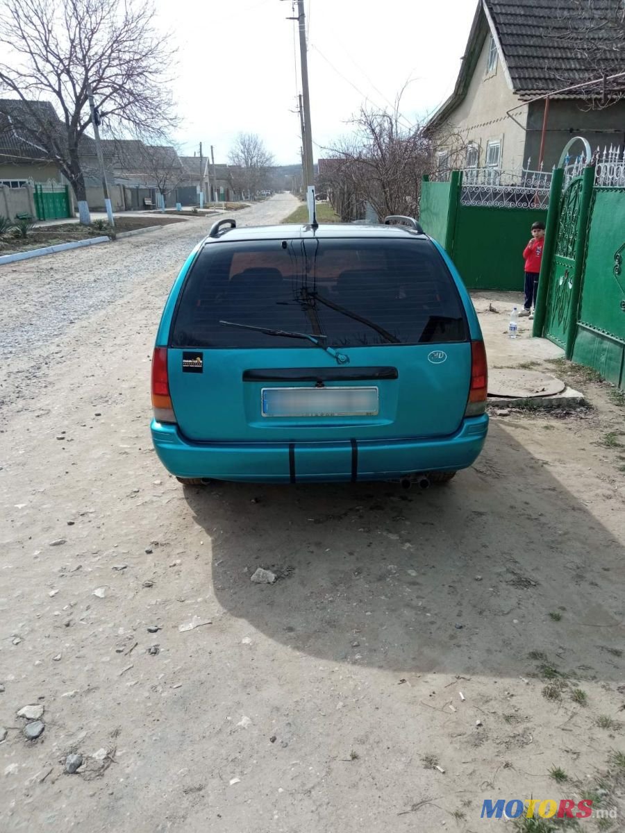 1998' Nissan Primera photo #1