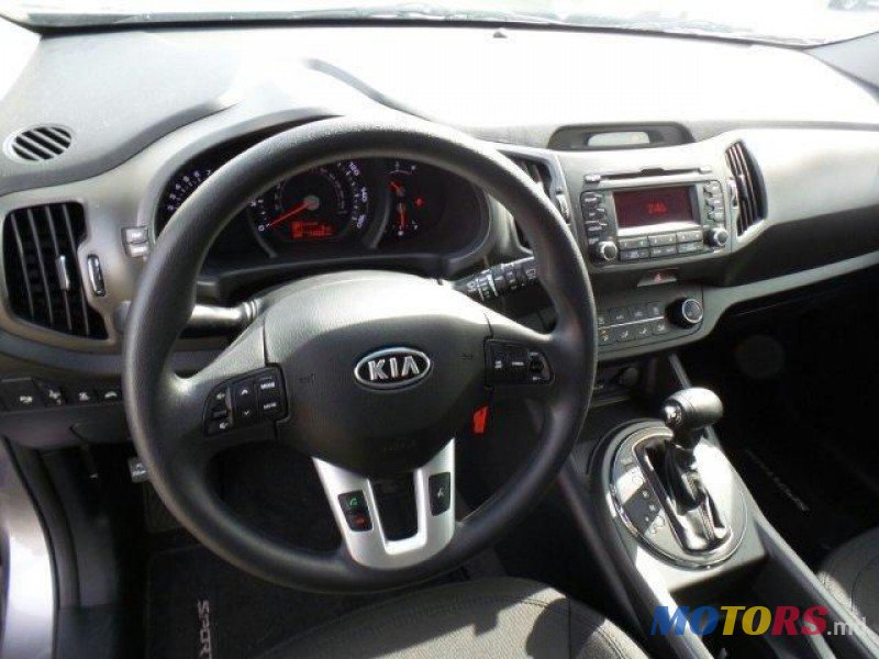 2012' Kia Sportage photo #2