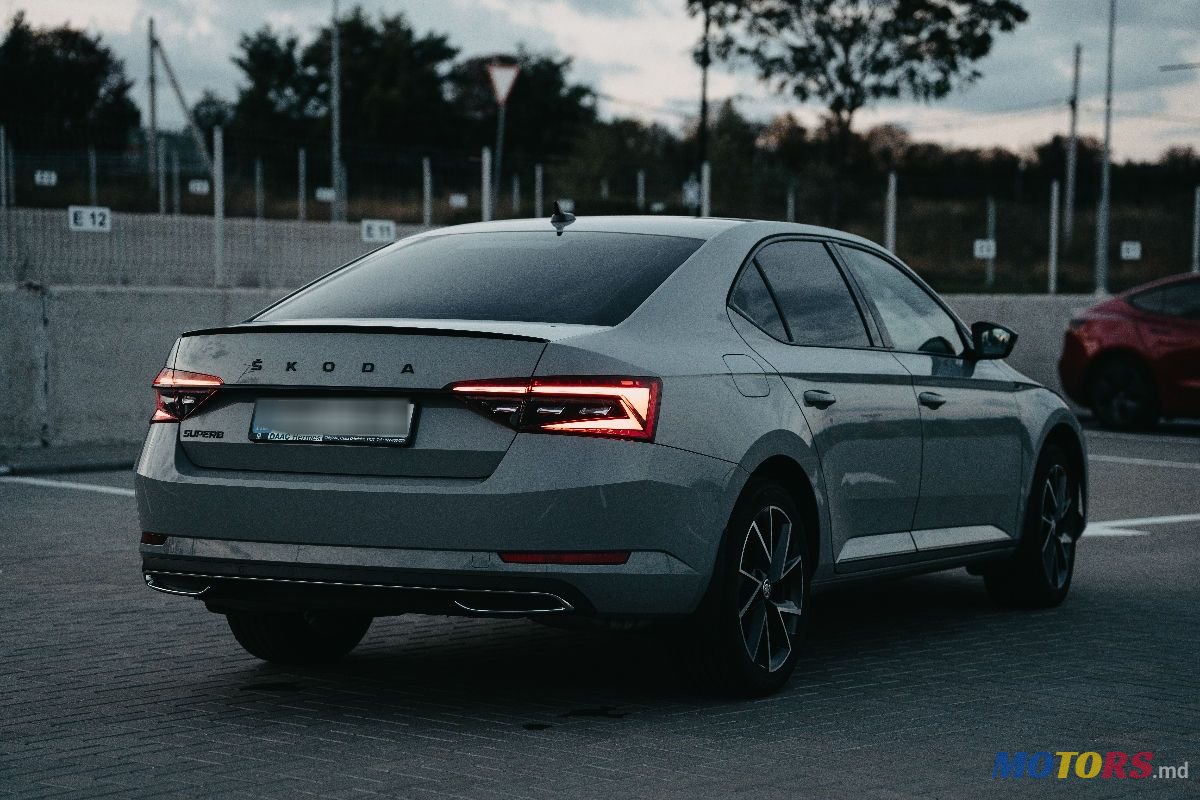 2023' Skoda Superb photo #4