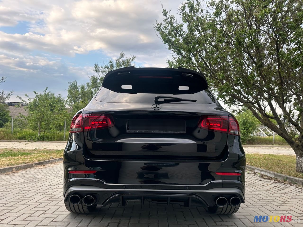 2019' Mercedes-Benz GLC photo #6
