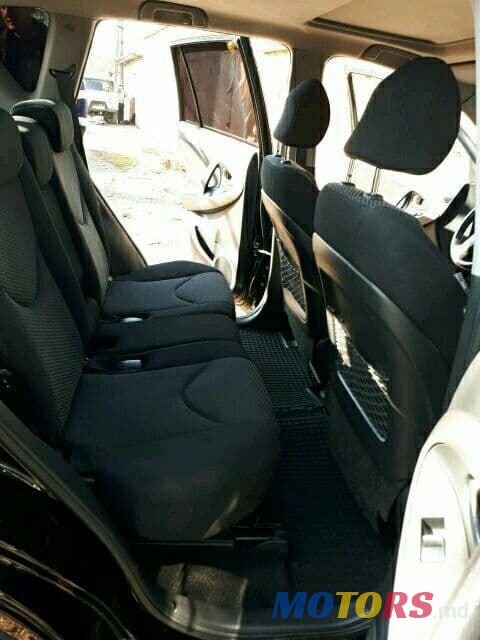 2006' Toyota RAV4 photo #4