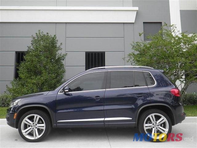 2014' Volkswagen Tiguan photo #2