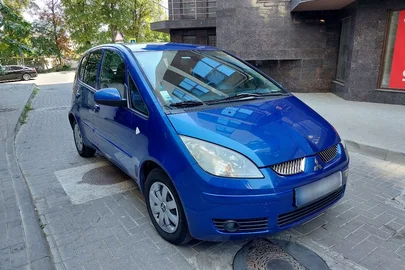 2006' Mitsubishi Colt