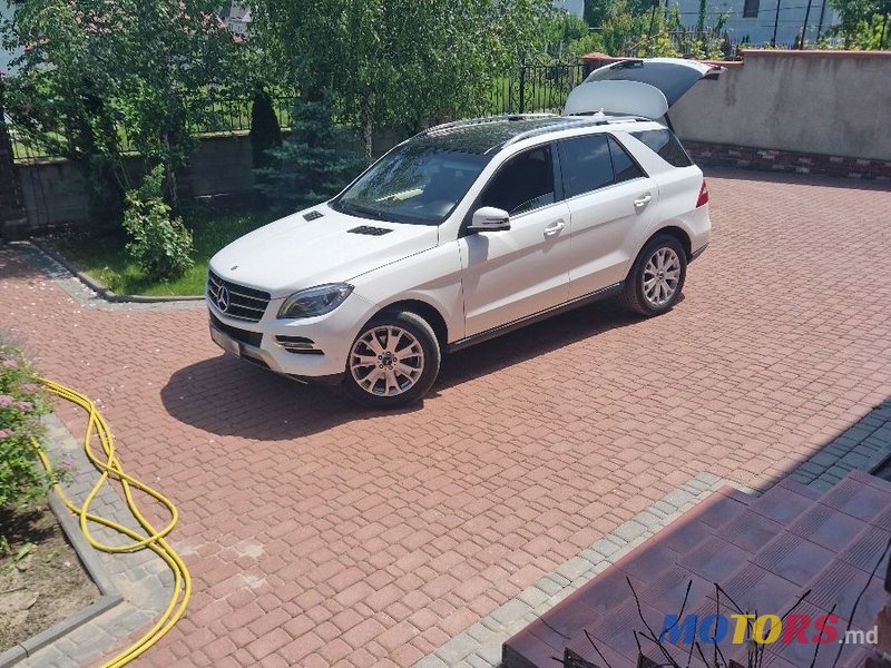 2015' Mercedes-Benz M-Class photo #2