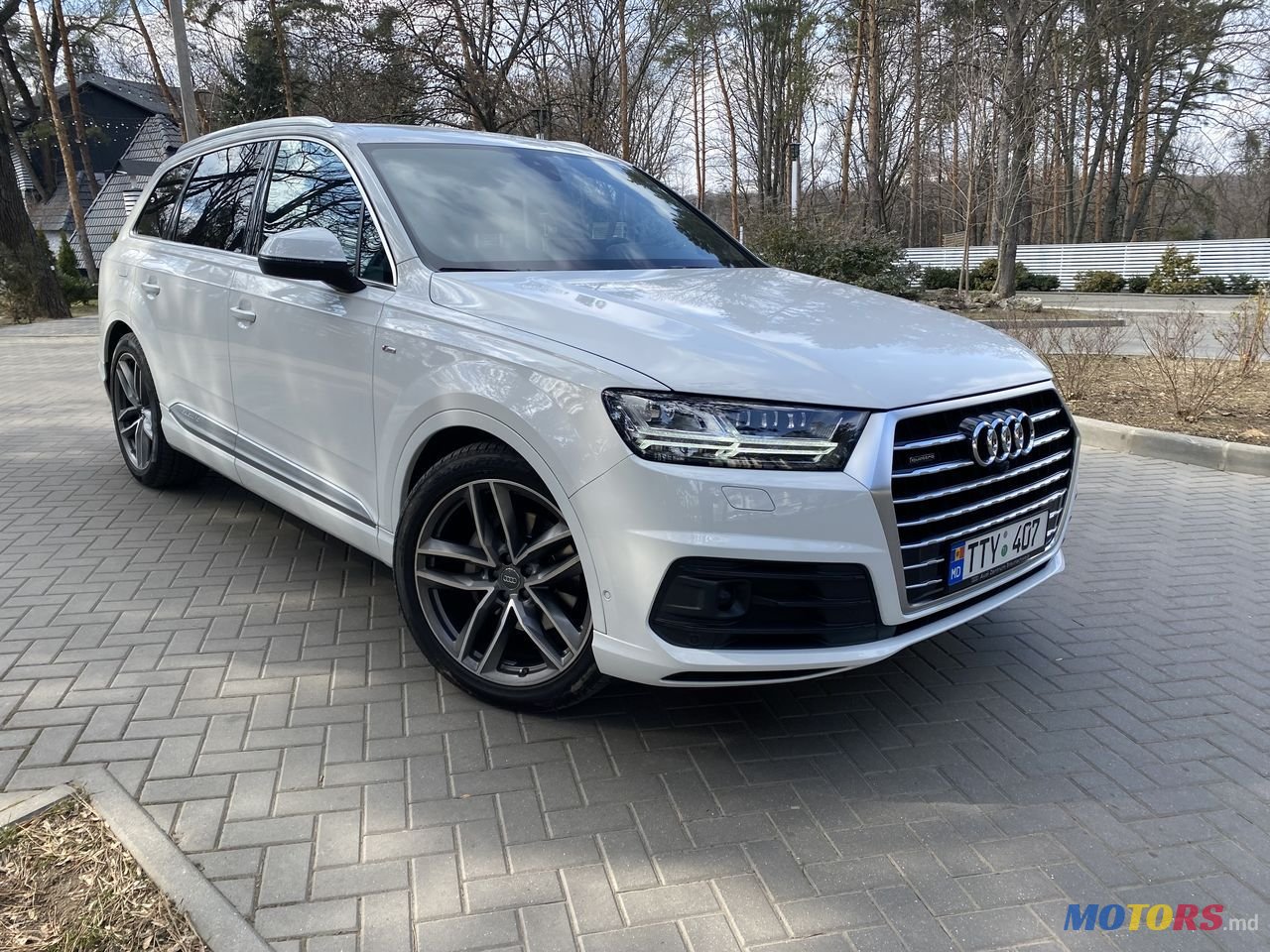 2018' Audi Q7 photo #1