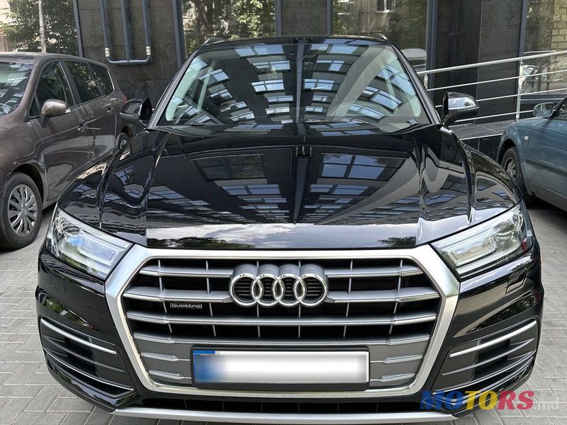 2019' Audi Q5 photo #1