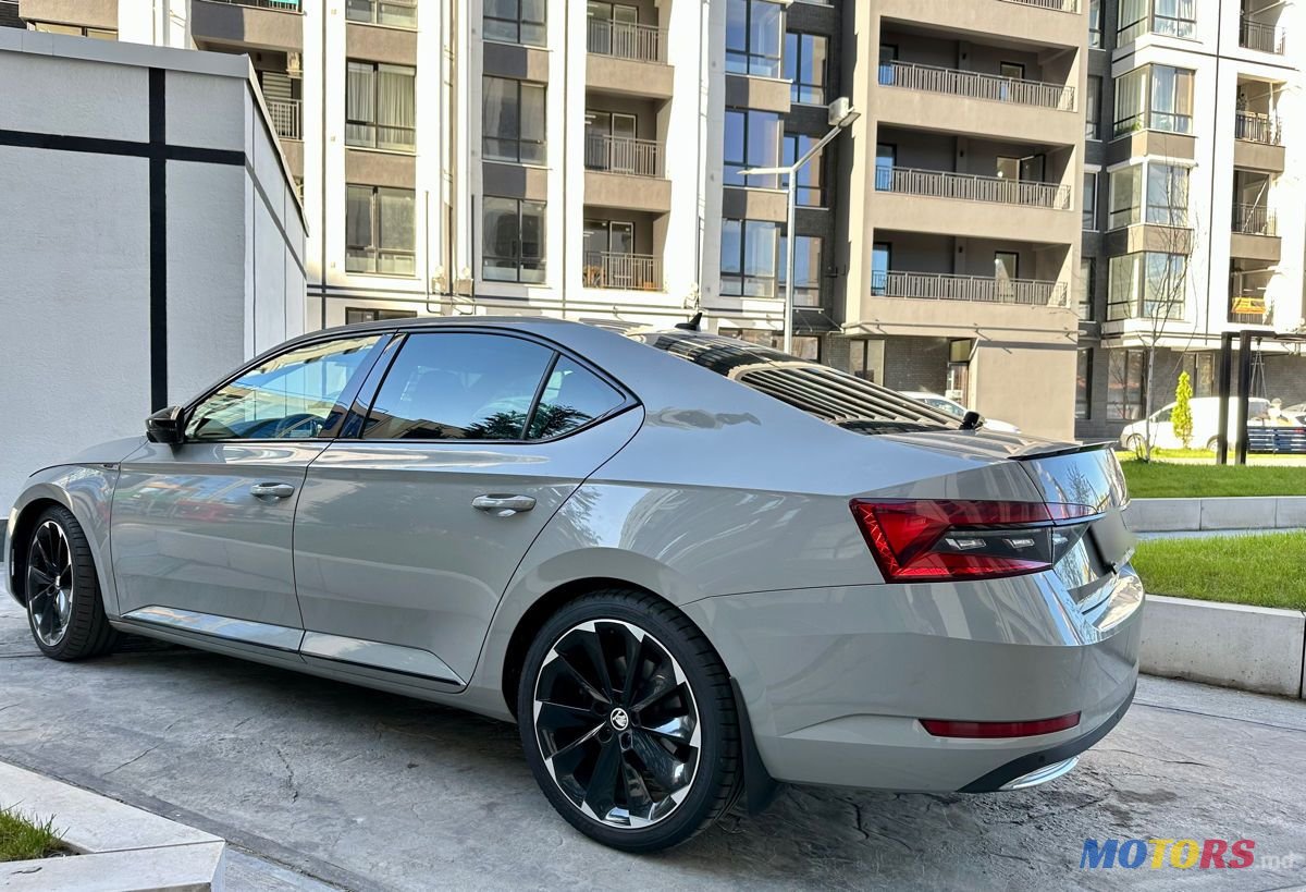 2020' Skoda Superb photo #3