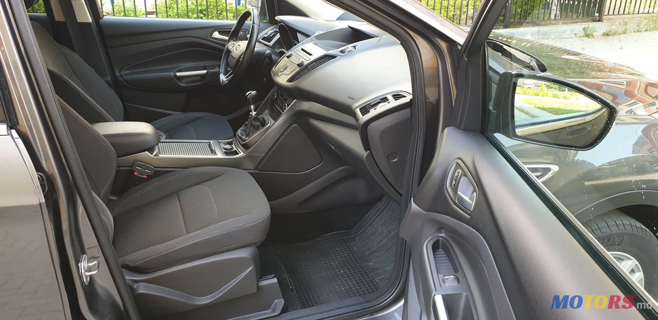 2018' Ford Kuga photo #6