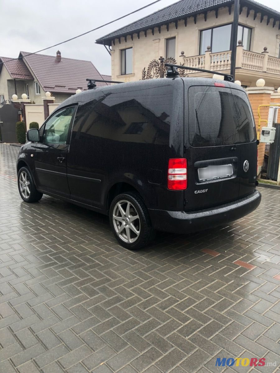 2015' Volkswagen Caddy photo #3