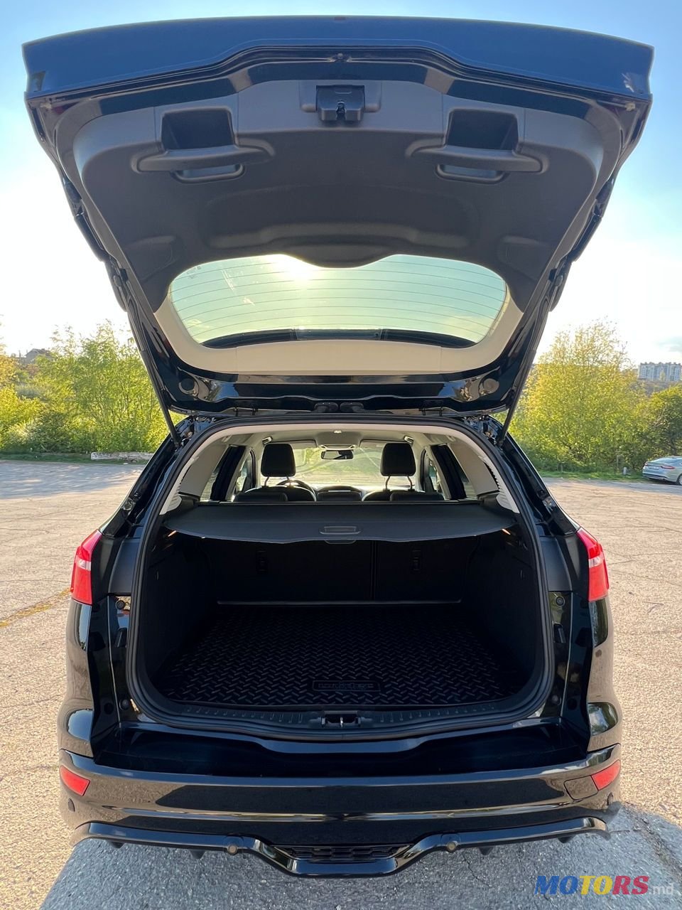 2017' Ford Focus photo #5