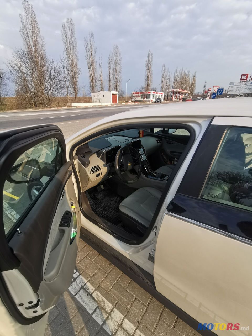 2014' Chevrolet Volt photo #5