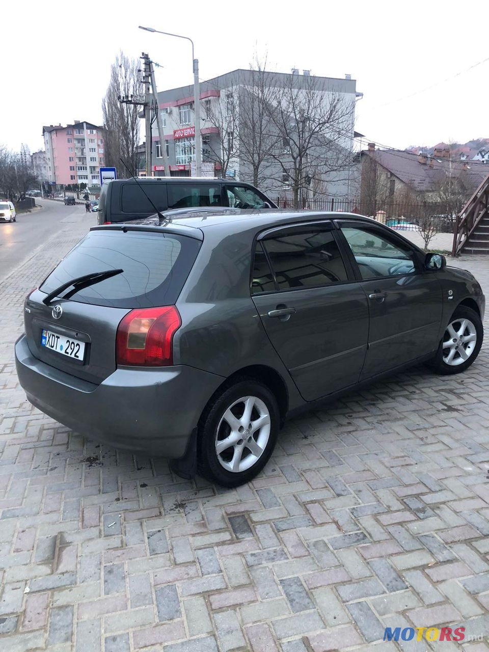 2004' Toyota Corolla photo #2