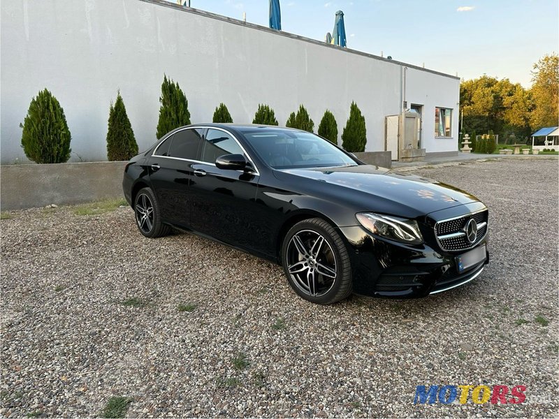 2018' Mercedes-Benz E-Class photo #2