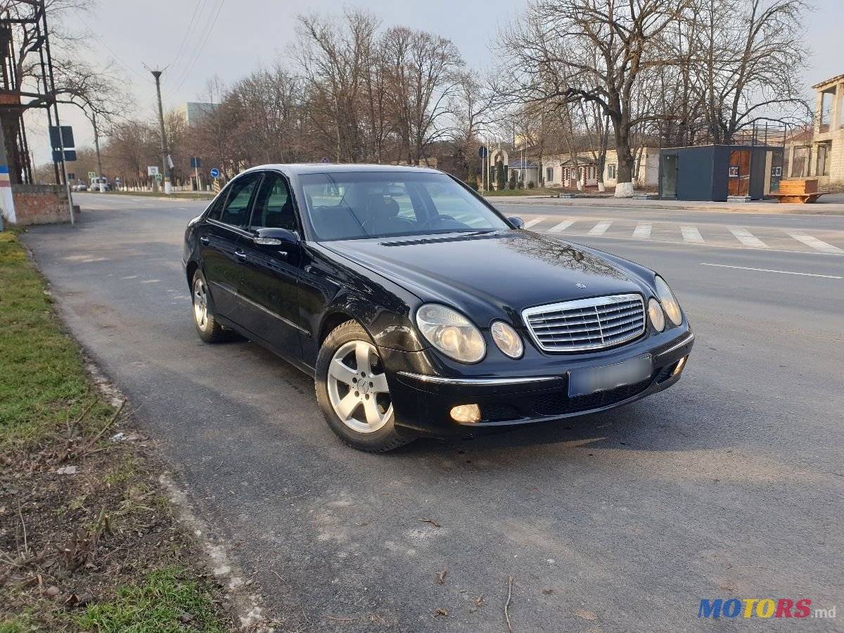 2003' Mercedes-Benz E-Class photo #1