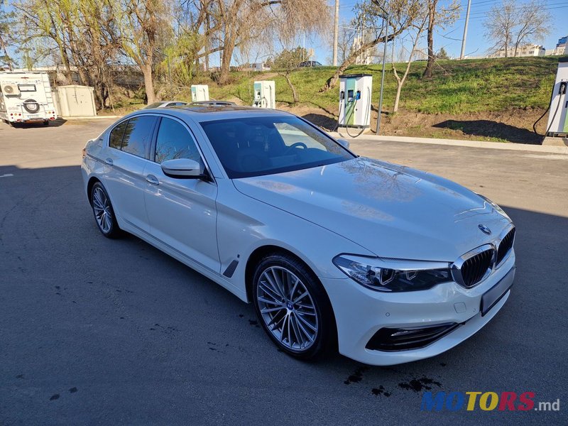 2018' BMW 5 Series photo #3