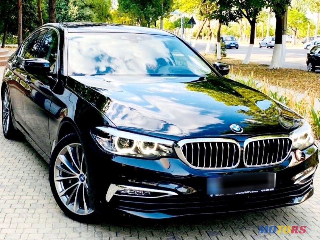 2018' BMW 5 Series photo #1