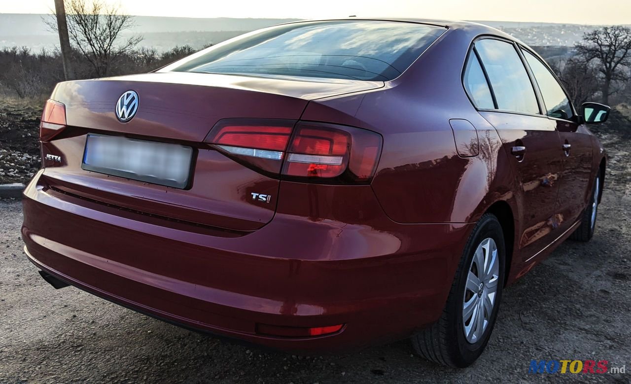 2015' Volkswagen Jetta photo #3