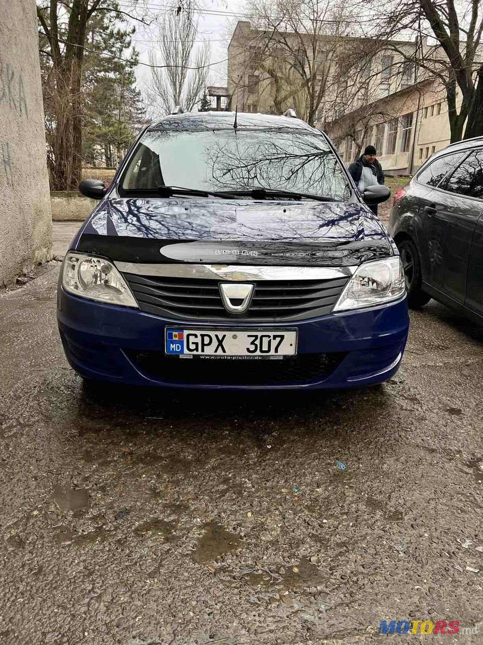 2010' Dacia Logan photo #2