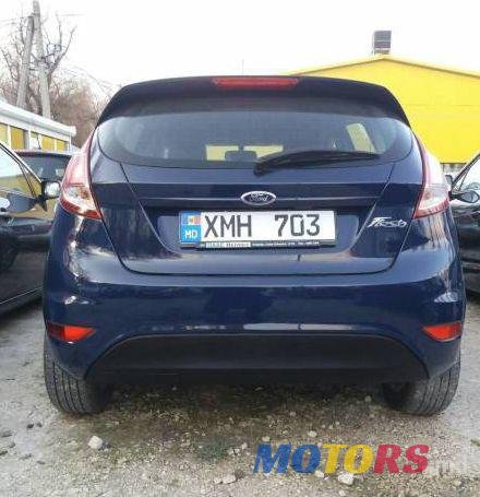 2013' Ford Fiesta photo #1