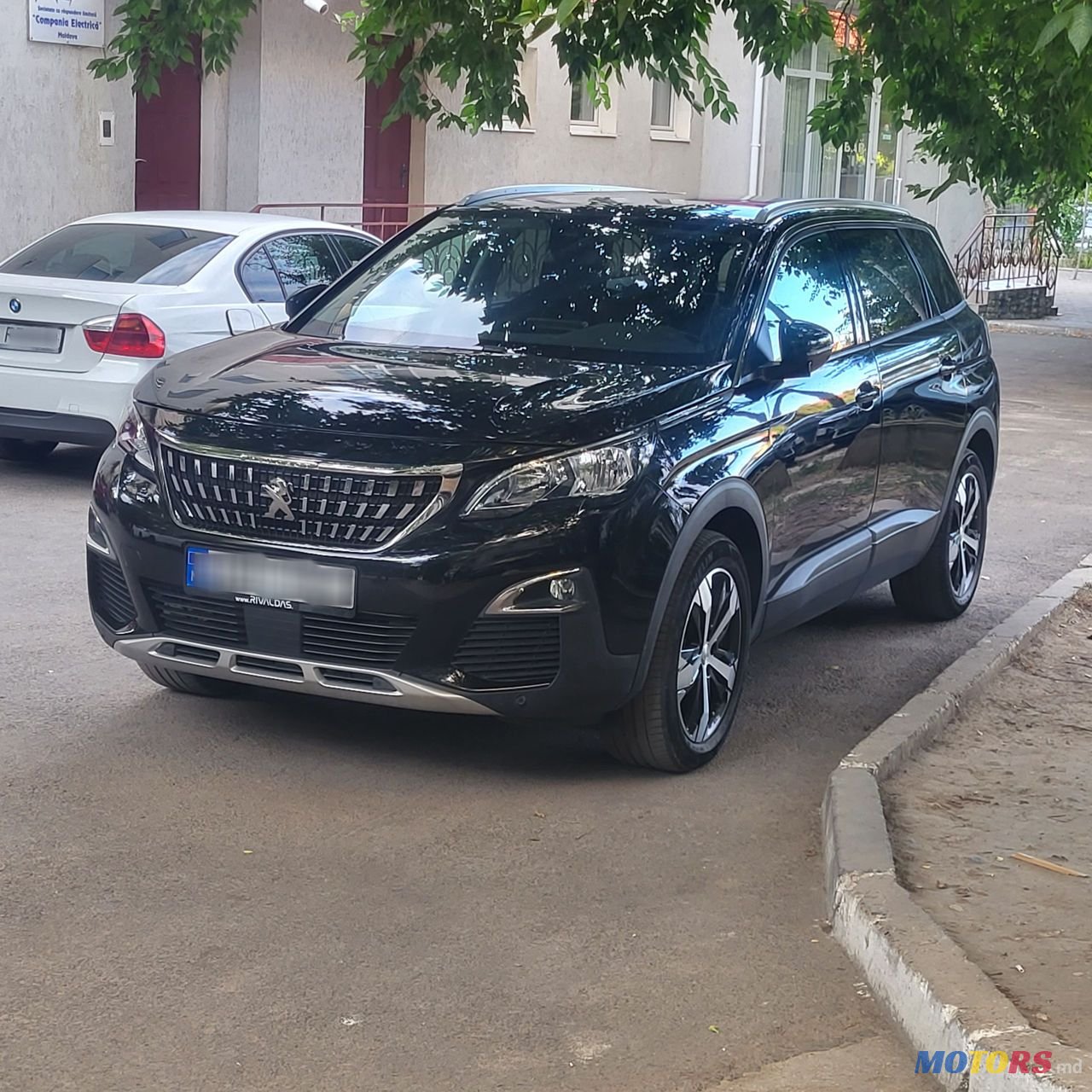 2019' Peugeot 5008 photo #1