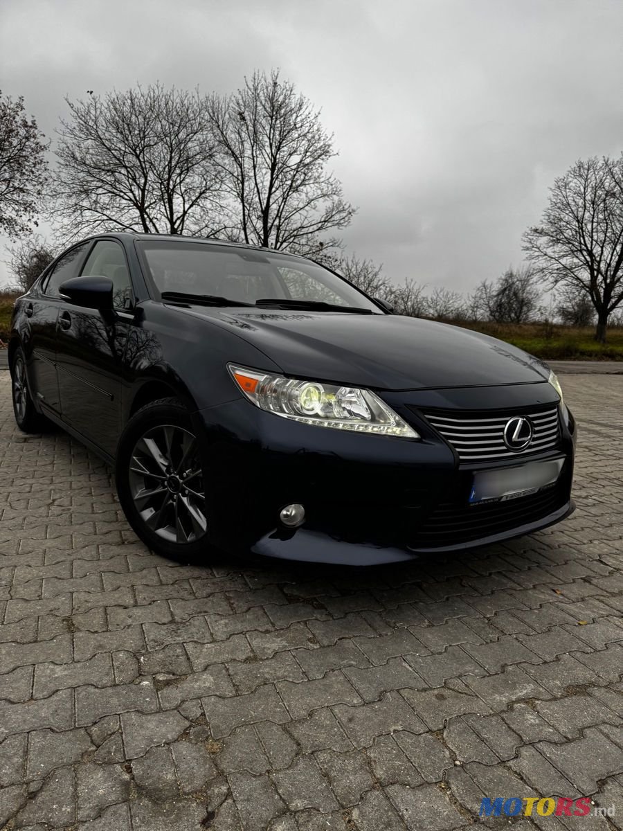 2012' Lexus Es Series photo #1
